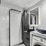 The Luxe Oslo Center Apartments